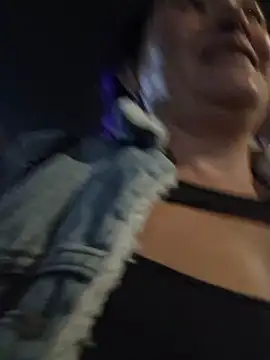 Sophie_banger - Take off Bra Massage tits Ctrl 4LT 2 min