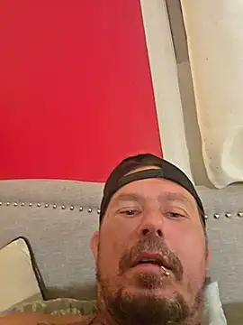 kdaddyj: διαδικτυακό σόου στην κάμερα