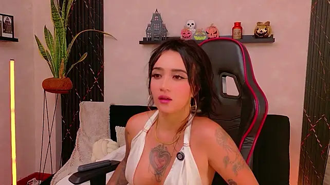 EmmyEvans1 - off top