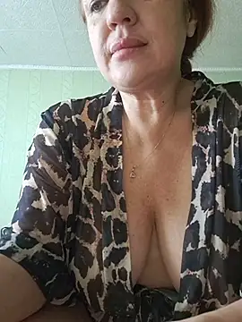 KiraXTender - suck nipples mmmmm