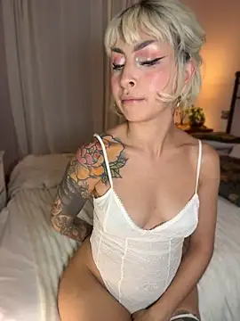 Cinamoonn Live XXX Chat