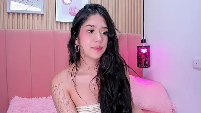 Hanna_Thorne's Live XXX Chat