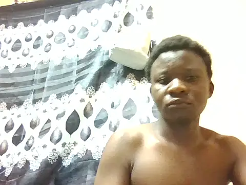 ToxicDoll01 - hii guiz plz help me to pay school fees
