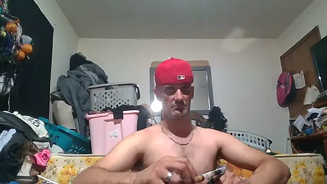 צ'אט XXX בשידור חי של slinginbigD