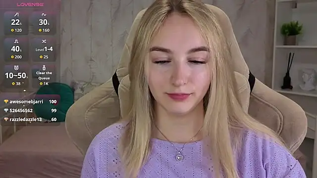 צ'אט XXX בשידור חי של Shy_Polly