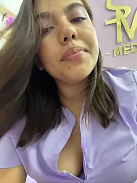 צ'אט XXX בשידור חי של babysaritaa