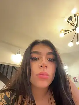 Chat XXX en directo de Lummii_