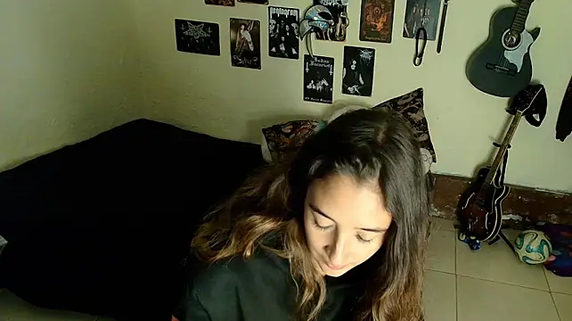 alucarda_666's Live XXX Chat
