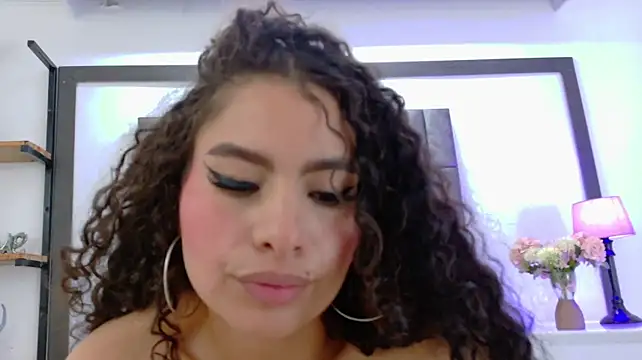 Skyler_Fox_ - Clamps on nipples! + 1min Toy Ctrl!