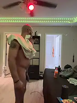 XXX chat uživo modela KY_DomSir36