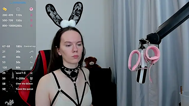 _velvet_whisper_'s Live XXX Chat