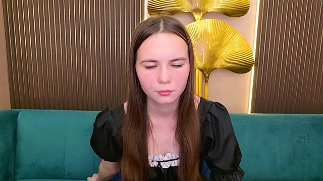 Thalia_Croft 现场XXX聊天