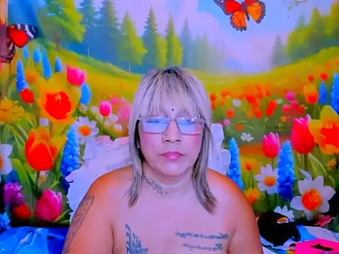 indianroxyn Live XXX chat