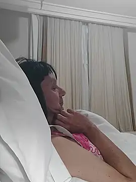 Živý XXX chat Emily_de_Carla