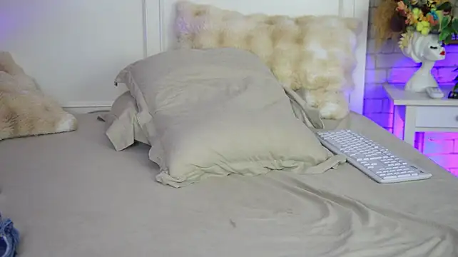 EmillyBronte élő XXX-chatje
