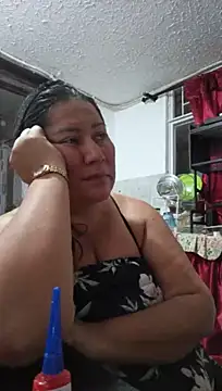 Brenda_Berck_ - show apen ass smell finger