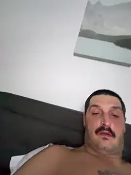 PoundedCajunGuy93: διαδικτυακό σόου στην κάμερα