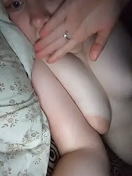 XXX chat uživo modela AndreaTH03