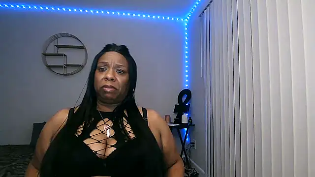 XXX chat uživo modela Goddessebonyrose