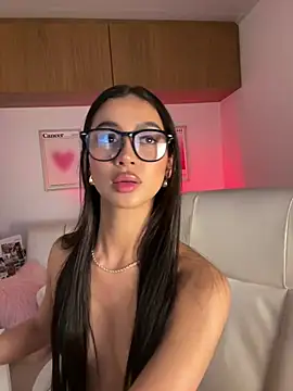 Chat XXX en directo de maddy_bronw_