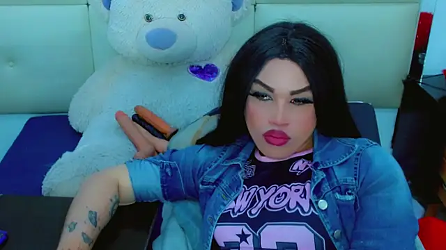 Chat XXX en directo de NharaBigCock