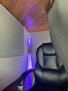 Sofia18_pinkk - SHOW OIL IN ASS