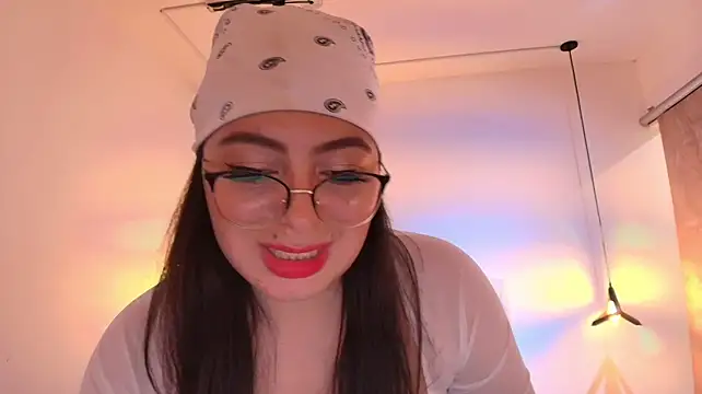 MiaWils_ - SHOW BIG ASS + PLUG ANAL 😈🔥
