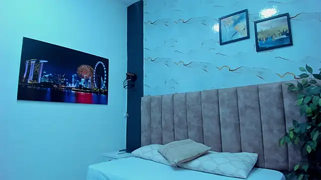 Онлайн чат XXX NayahWild