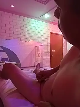Julianokb77 live XXX chat