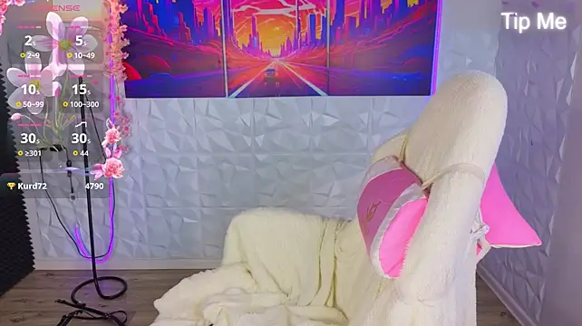 Naomi_B1ack - play with my sweet pussy