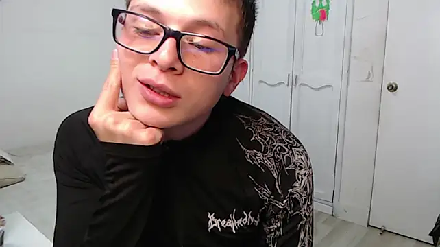 MathewCollin live XXX chat