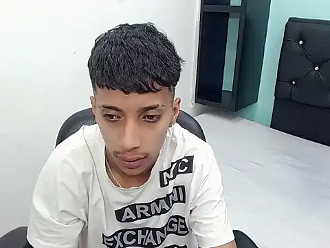 brayan__hot__ live XXX chat