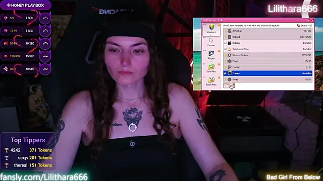 Lilithara666 Adlı Modelin Canlı XXX Sohbeti