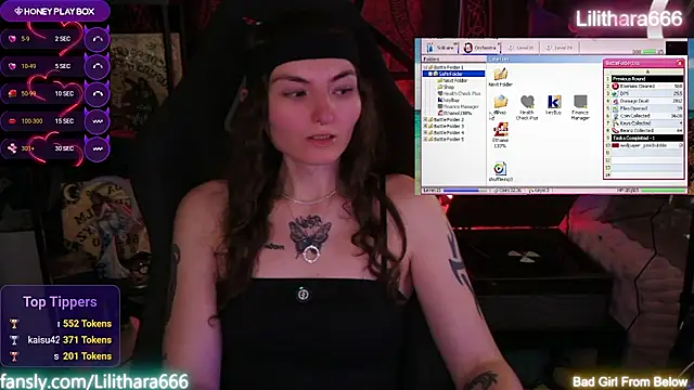 Lilithara666 élő XXX-chatje