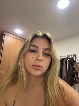 Oriana_zoeee