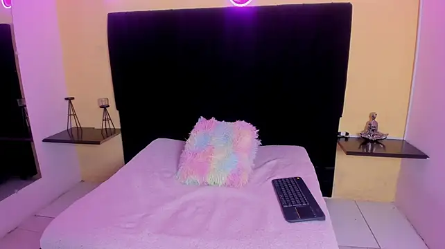 MiaCollinss_09 - show tits+oil