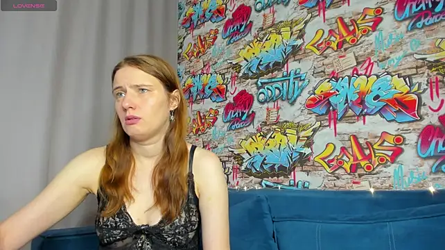 Kathrine-Meyer live XXX chat