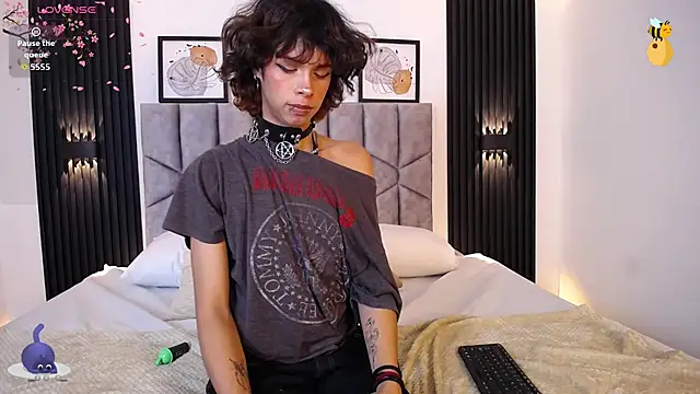 Sweet_Poison37 élő XXX-chatje