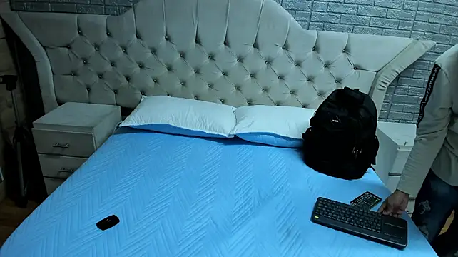 Živý XXX chat AleNoah_