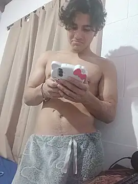 צ'אט XXX בשידור חי של Sempai_Moon