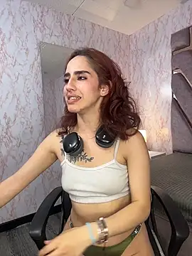 Czat XXX na żywo – Elodiee_Roussee