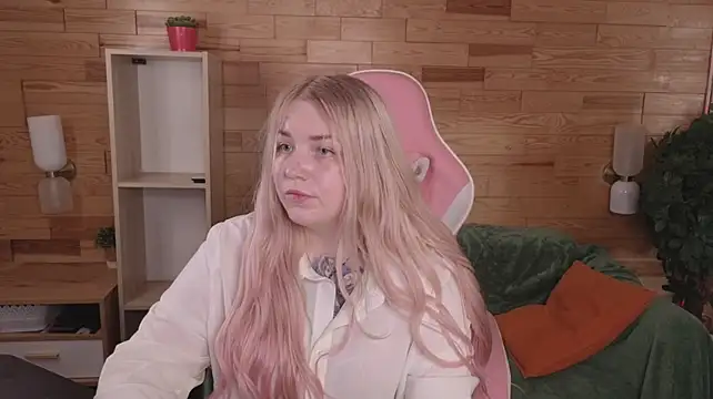 Alesana_Fire: онлайн-секс-ча т
