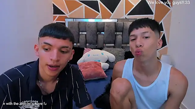 Онлайн чат XXX Juan_Nd_Steven