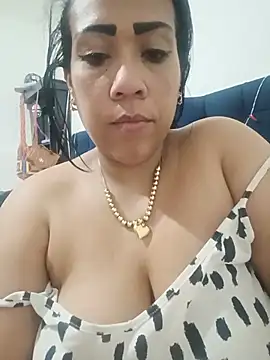 OliviaWilliamm - Slap boobs x10