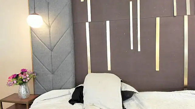 Chatroom XXX en direct de OliviGrace