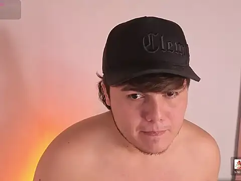 Chat XXX en directo de velveboys_