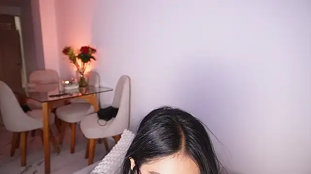 Sara_albrecht - Naked and play pussy