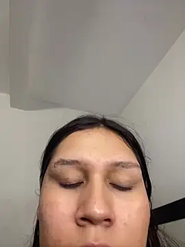 Chat +18 de Annyeli ao vivo