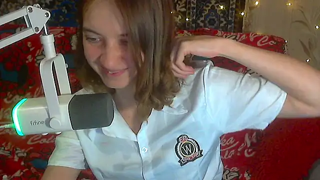 Babychloeshow - ake off skirt & shirt, stay in sexy ling