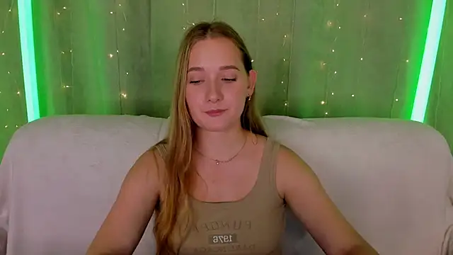 AlinaVice 现场XXX聊天